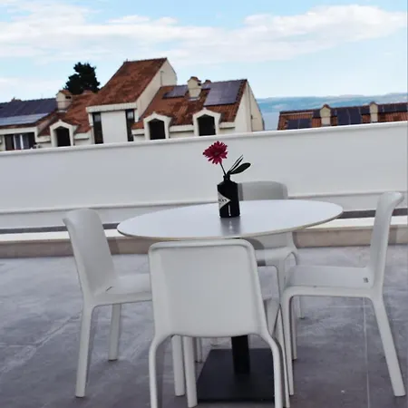 Mare Apartment *